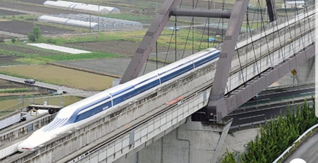 Giappone, le ferrovie chiedono scusa per la partenza di un treno 20 secondi in anticipo