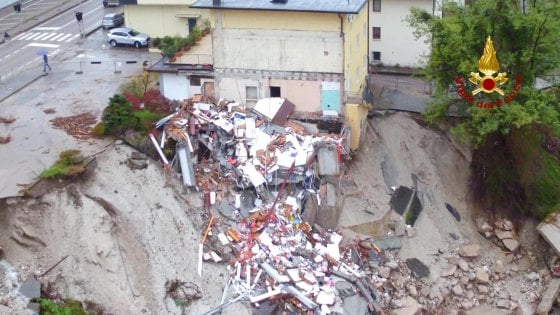 Maltempo, 10 morti nel Palermitano: 2 sono bimbi. Famiglie travolte dal fiume in villa. Allerta in 6 regioni