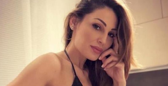 Anna Tatangelo e il suo problema: “Ecco quante volte devo farlo alla settimana”