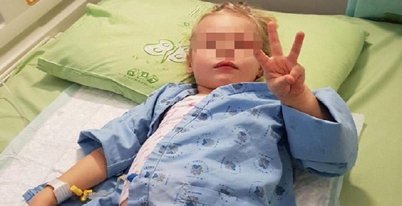 Sofia a 3 anni lotta tra la vita e la morte a causa della leucemia: “È la nostra guerriera”