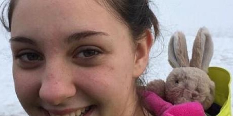 Giulia sviene a scuola e scoprono che ha un tumore: 14enne muore nel giro di 5 giorni