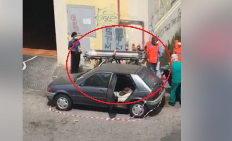 Ritrovato cadavere, era da giorni all’interno di un’auto abbandonata [VIDEO]