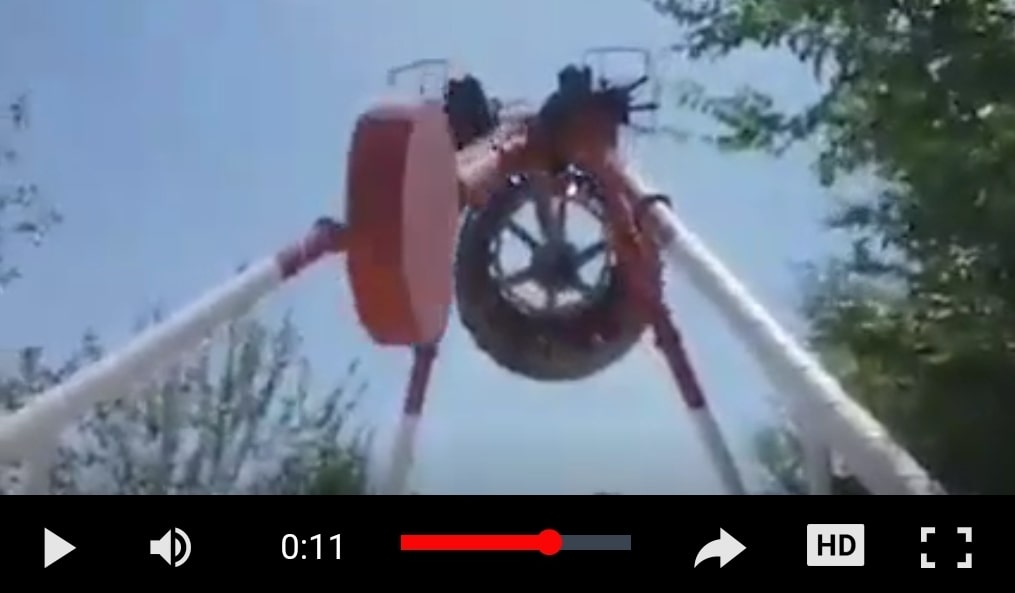 Luna park, giostra si spezza e crolla a terra: morta una 19enne [Video]