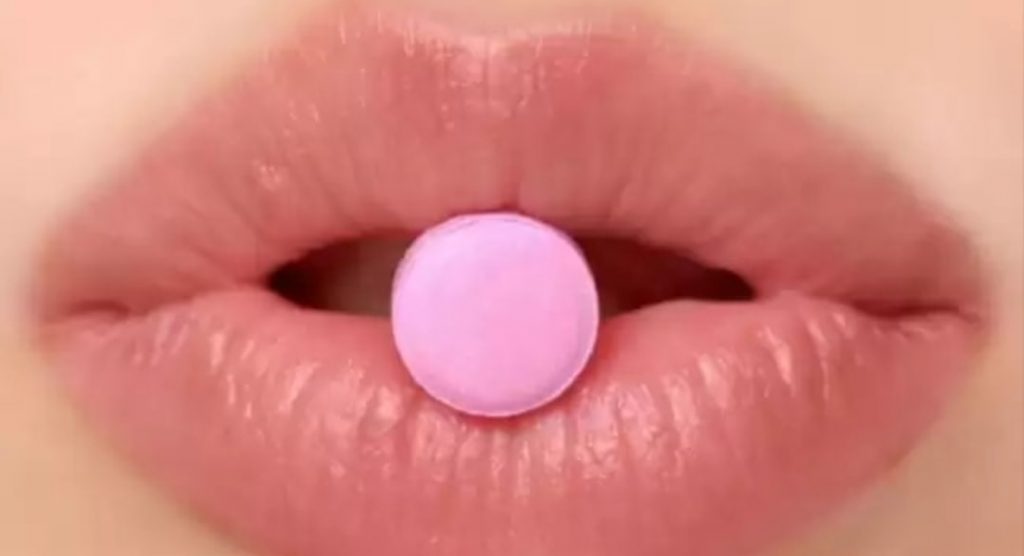 Viagra per le donne: via libera al farmaco contro il calo del desiderio