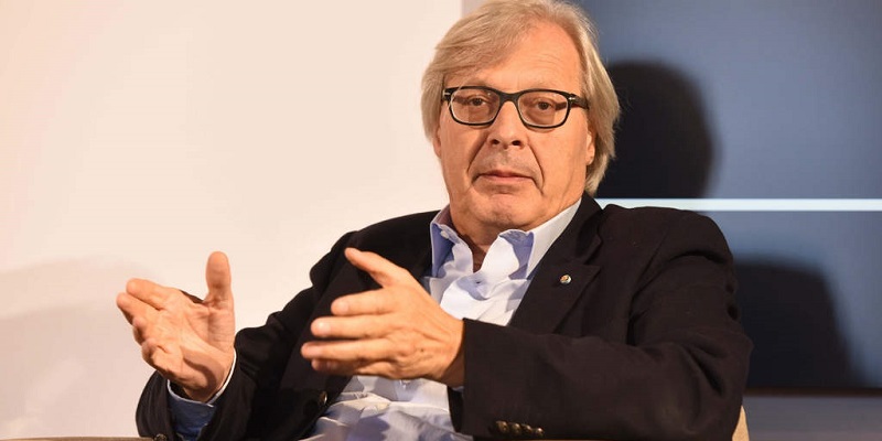 “Ho fatto sesso a 3 con due attrici molto famose”, Sgarbi rivela la loro identità