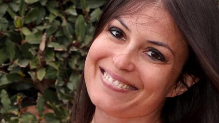 Sara Tommasi fidanzata con una donna? L’indiscrezione che spiazza