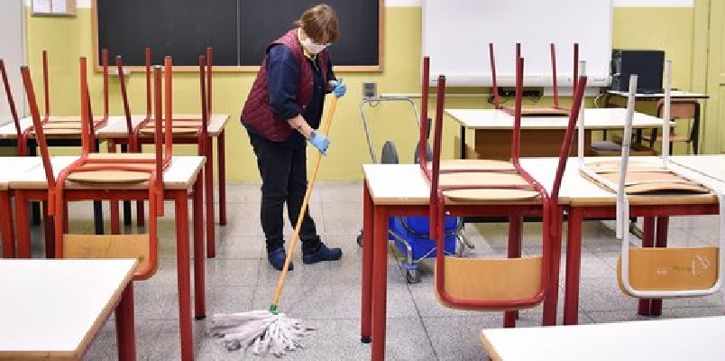 Sospesa la riapertura delle scuole, ci sono nuovi contagi: ecco dove