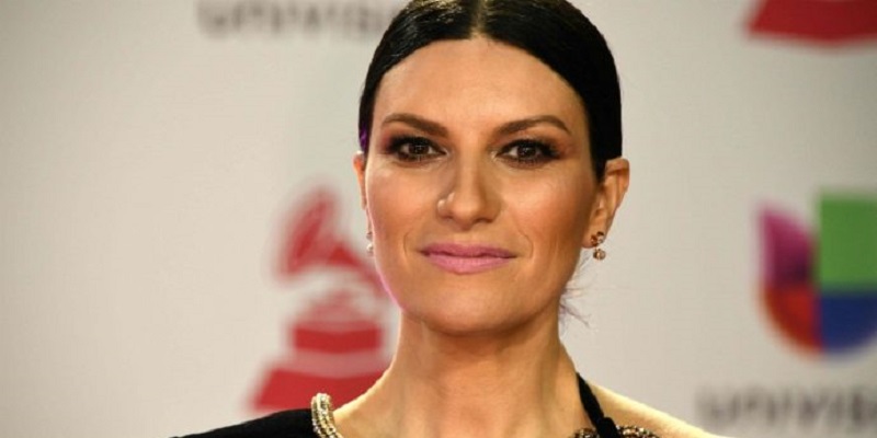 Laura Pausini commenta il coming out del famoso cantante