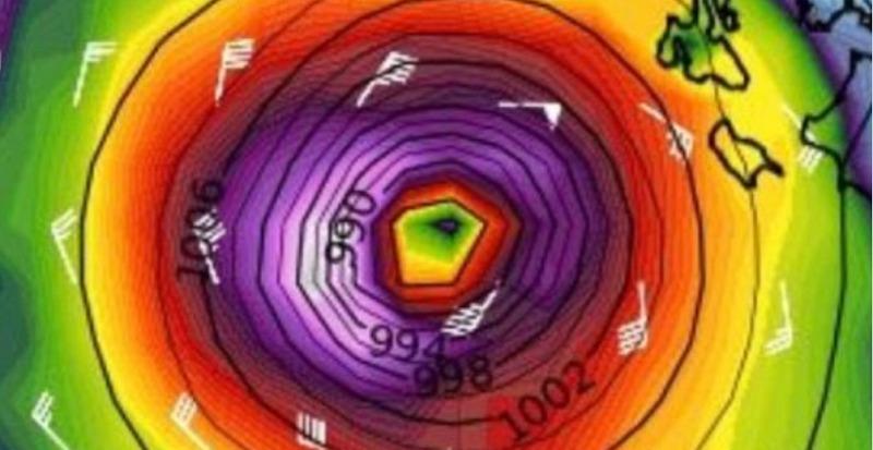 Allerta Meteo in Italia, cliclone tropicale come un uragano sta per abbattersi sul Paese: ecco dove