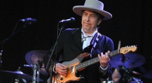 Bob Dylan finisce nei guai, le accuse sono pesanti