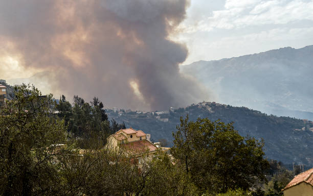 Inferno di fuoco, 25 soldati morti tra le fiamme mentre cercavano di salvare i residenti