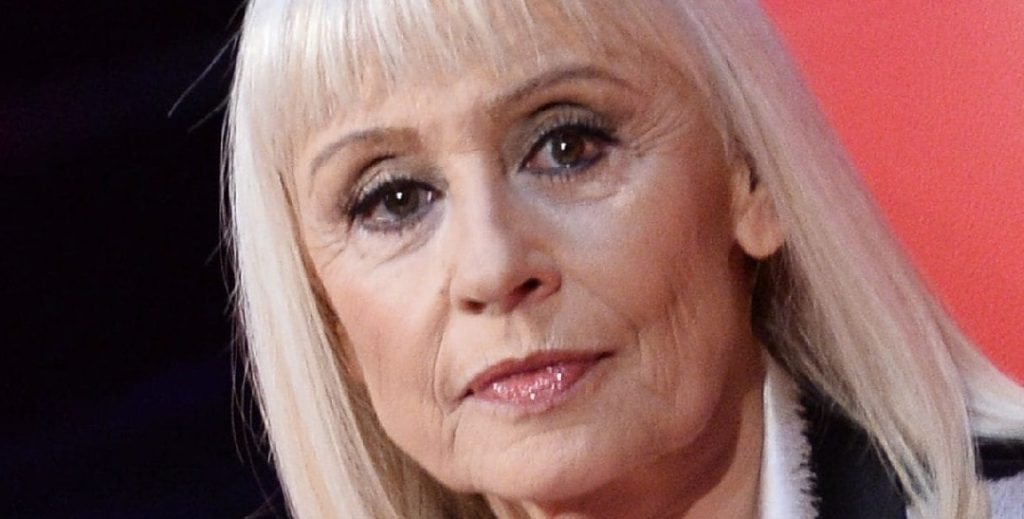 Raffaella Carrà, orrore nei suoi confronti: “Uno sfregio totale”