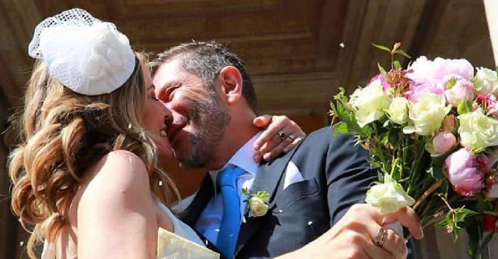 “Si sono sposati a sorpresa”. Le foto del matrimonio