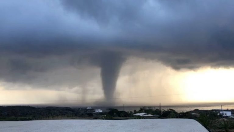 “Scena apocalittica, ci sono morti e feriti”. Dramma in Italia, il video della tromba d’aria