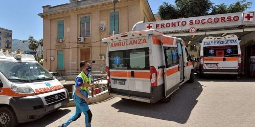 Italia, precipita l’ascensore dell’ospedale: all’interno c’erano un ammalato e due infermieri