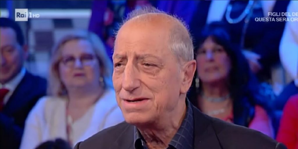 Pippo Franco, la brutta notizia è appena arrivata: il presentatore denunciato