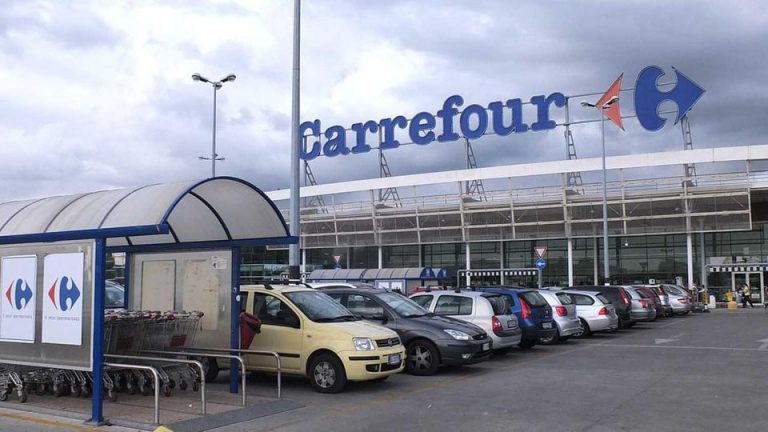 Carrefour, è ufficiale: sta succedendo tutto in questi minuti