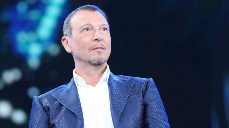 Sanremo 2022, cambia tutto: la decisione ufficiale di Amadeus