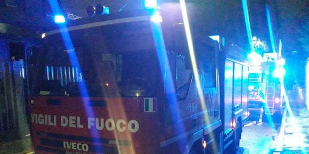 Dramma in Italia, un forte boato poi le fiamme: tra i morti una bimba di 2 anni