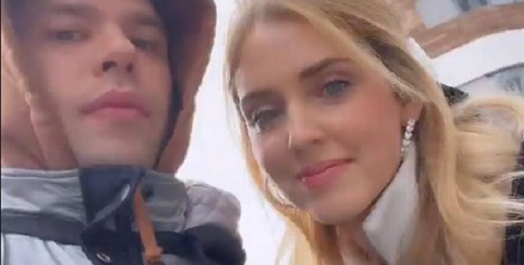 Chiara Ferragni e Fedez, la reazione alla forte scossa di terremoto: bufera sui social. “Vergnogna, mer*e”