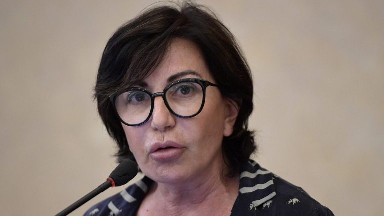 Maria Rita Gismondo, l’annuncio improvviso sulla pandemia: “È la fine”