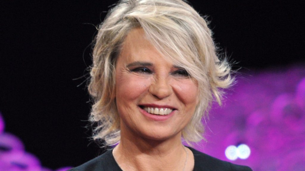 Maria de Filippi impazzita davanti a milioni di spettatori: “Sono contenta di essermelo fatto” [VIDEO]