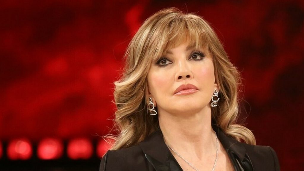 Milly Carlucci, l’annuncio in lacrime: addio al volto storico di Ballando con le Stelle