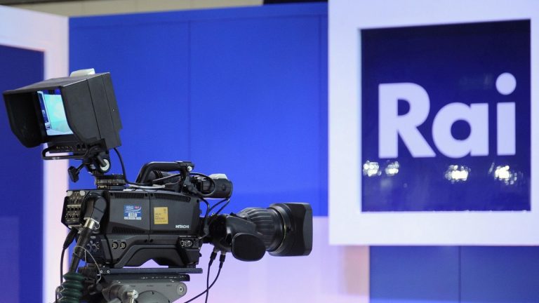 Rai, l’amato volto della Tv italiana ricoverata in terapia intensiva