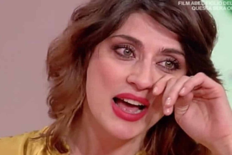 Elisa Isoardi, Ho un Tumore: ecco come l’ha scoperto…