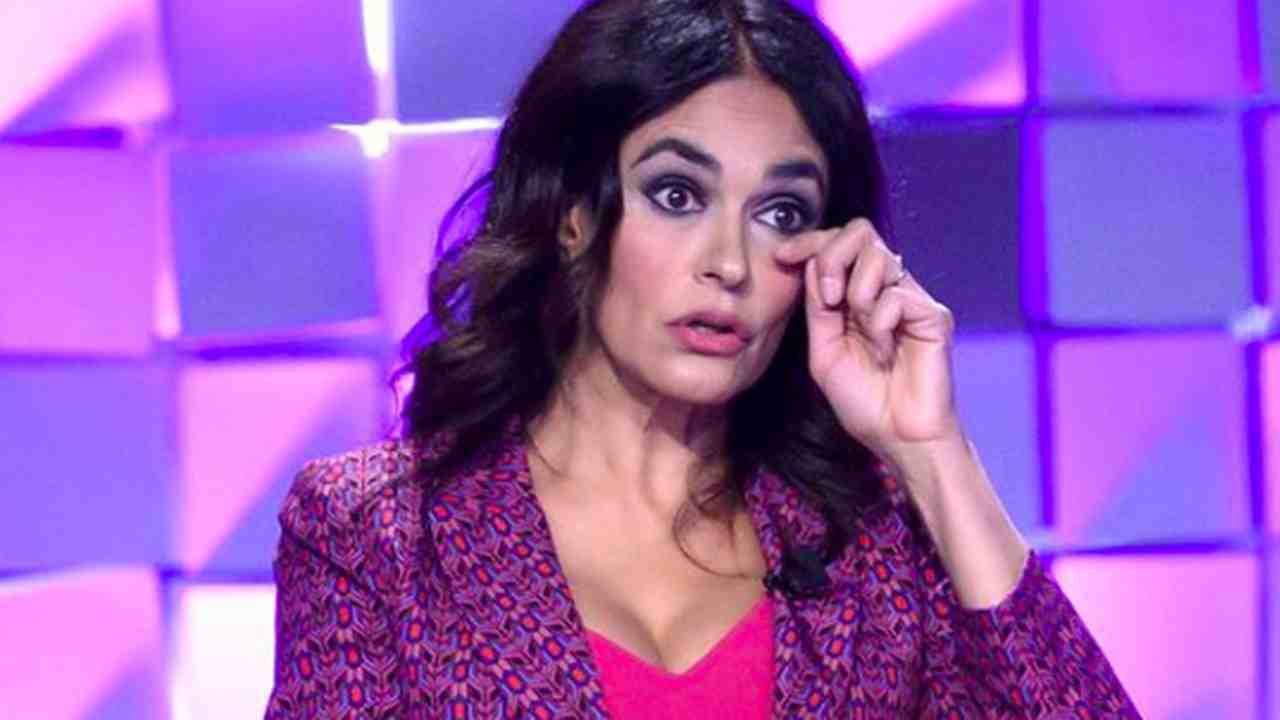 Maria Grazia Cucinotta, il dramma che l’ha sconvolta | Lei e suo marito non ce l’hanno fatta