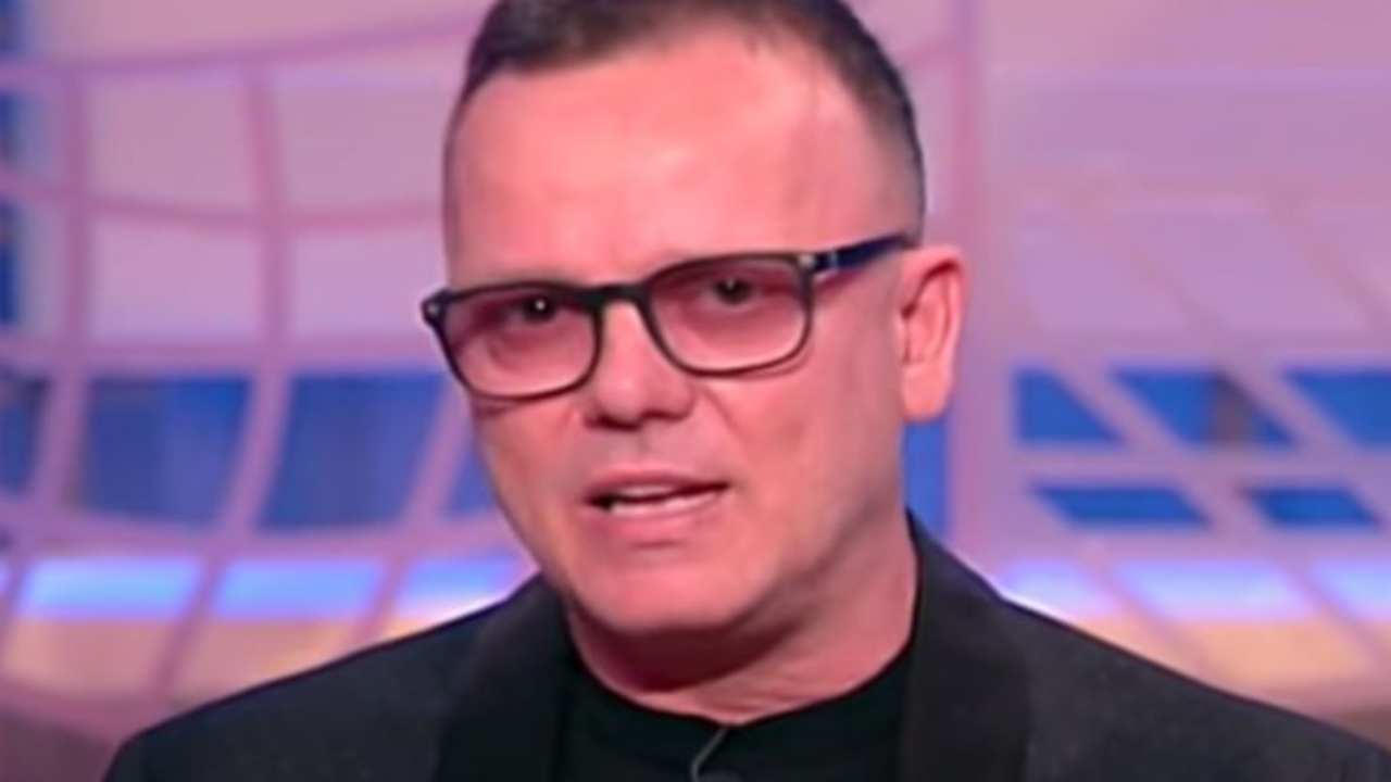 Gigi D’Alessio, il ricovero prima del concerto: esce fuori la triste verità