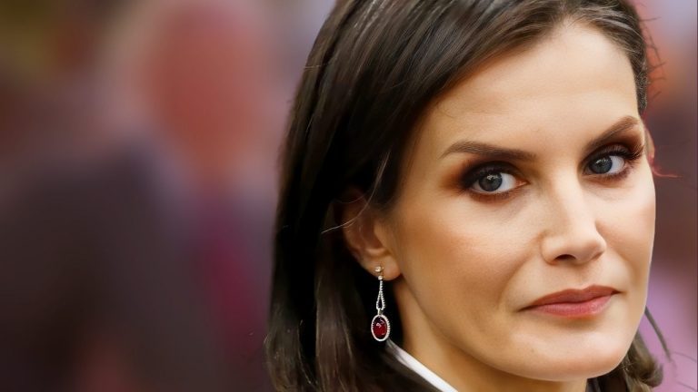 ‘Non ha retto’ Letizia di Spagna è arrivata al capolinea | Non c’è più nulla da fare con lei