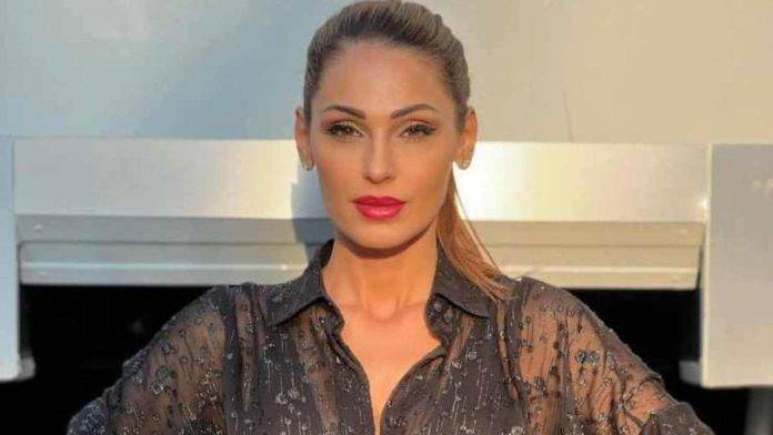 Anna Tatangelo, avete mai visto il figlio avuto da Gigi D’Alessio? È di una bellezza fuori dal comune