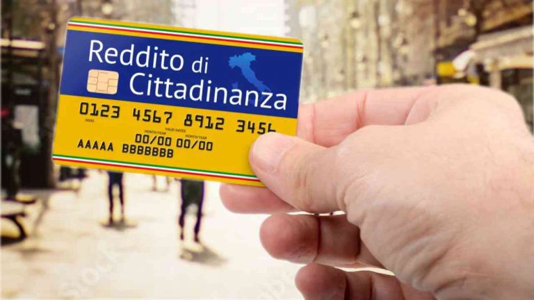 Reddito di cittadinanza, attenzione agli errori | Si rischia di non riceverlo più