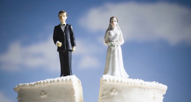 Scandalo al Matrimonio: La sposa dopo 3 minuti chiede il divorzio. Ecco cosa ha fatto il marito