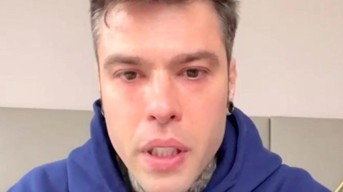 Fedez, dopo i guai di salute a stare male è un suo parente: “È ricoverata in ospedale”