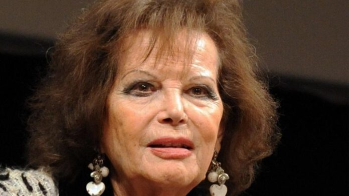 Claudia Cardinale rinchiusa forzatamente in una casa di riposo: ecco tutta la verità