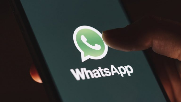 Whatsapp, la funzione che tutti richiedevano è disponibile | Puoi cancellare i messaggi senza farti scoprire