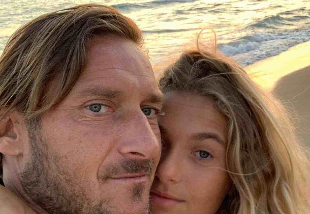 Chanel Totti contro suo padre: “Hai fatto sempre le cose sbagliate…”, il gesto senza parole