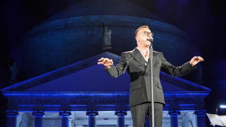 Gigi D’Alessio commuove tutti con le sue confessioni sul padre | “Ecco di chi sono figlio”