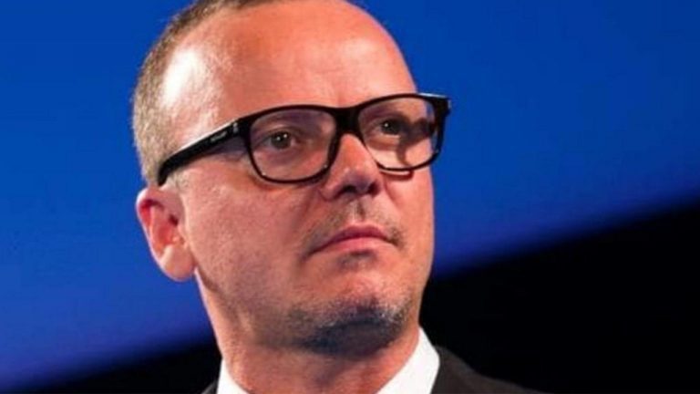 La verità di Gigi D’Alessio: “Sono stato generoso e sono stato tradito…” | Anna Tatangelo sotto accusa