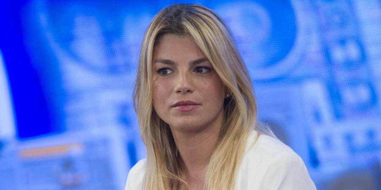 Emma Marrone è stata massacrata, “questa è robaccia…” carriera a rischio?