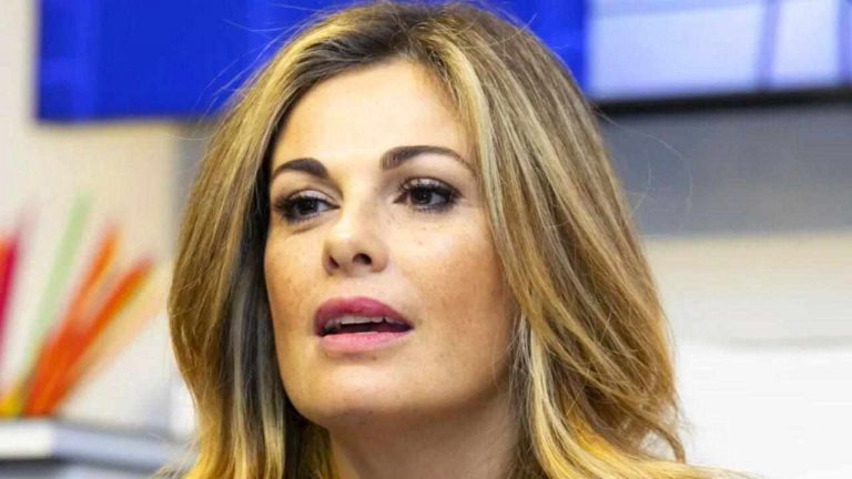 Vanessa Incontrada: scattano i baci rubati, la vera consolazione dopo la separazione | Una gioia immensa