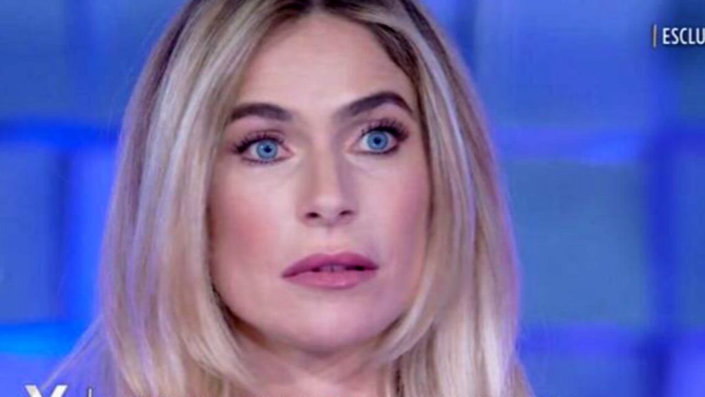 Ho una grave ferita”: Eleonora Pedron in lacrime L’ex miss Italia si mette a nudo