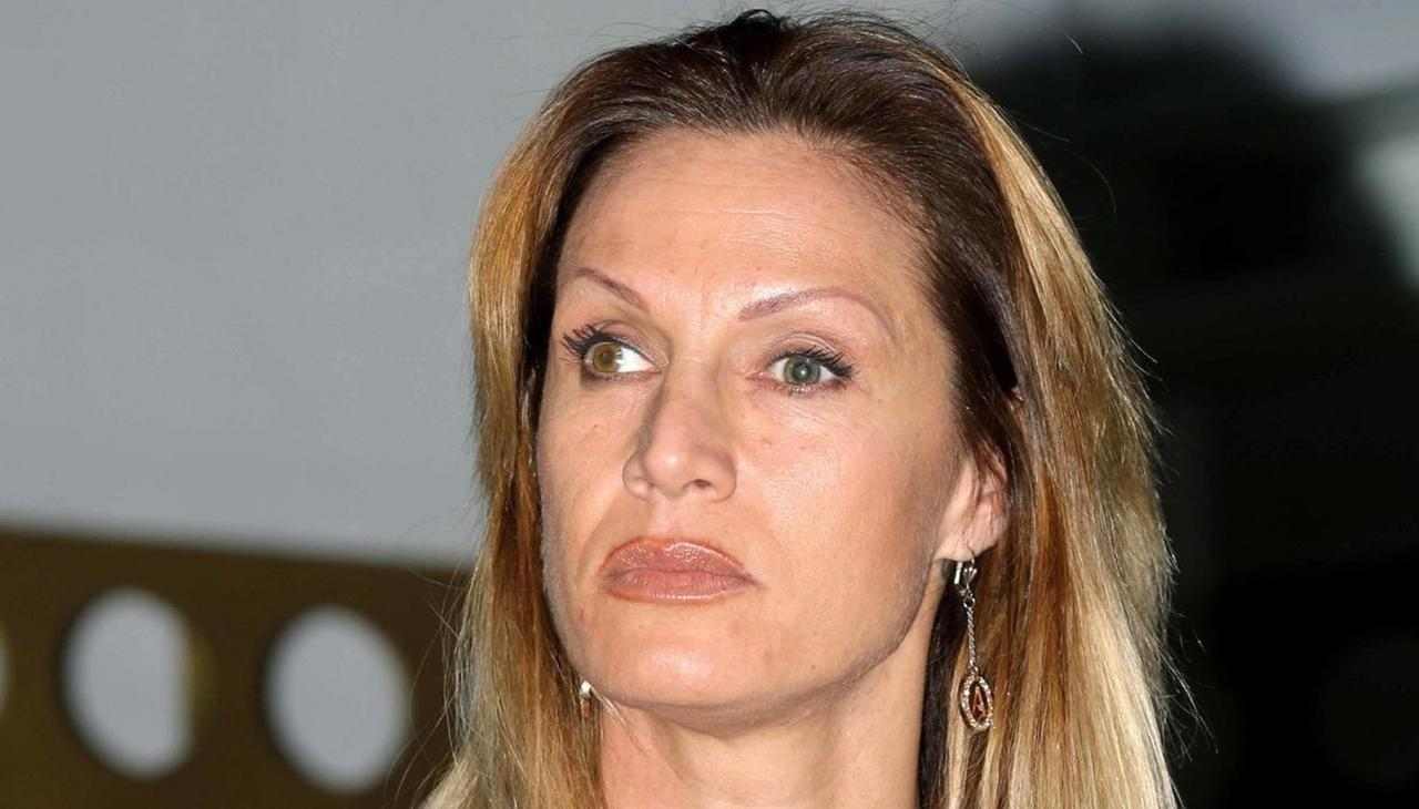 Annalisa Minetti ha improvvisamente perso la vista. La situazione drammatica | parole strazianti