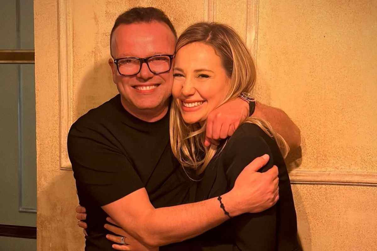 Gigi D’Alessio, chi è la compagna Denise: età, vita privata, lavoro