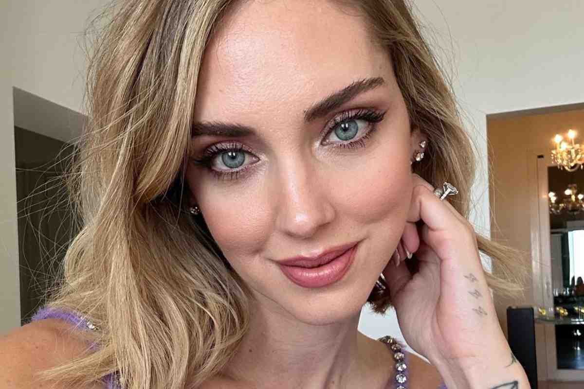 Chiara Ferragni lancia un nuovo trend: è il colore per le unghie di questa primavera