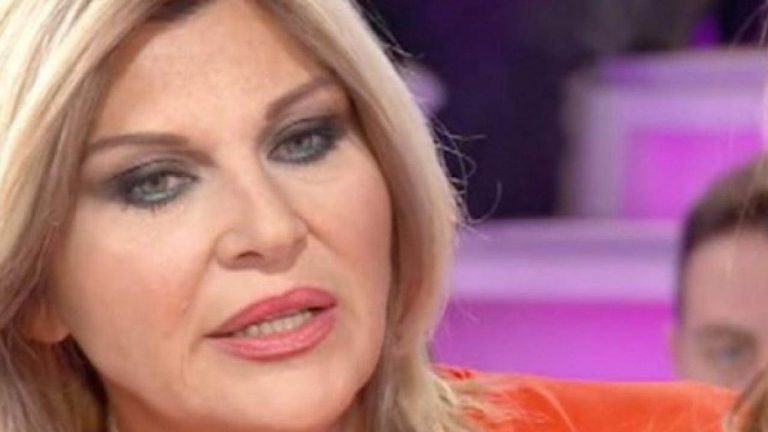 Nadia Rinaldi: “Mi è stata tolta la pelle” operazione finita male | Agghiacciante