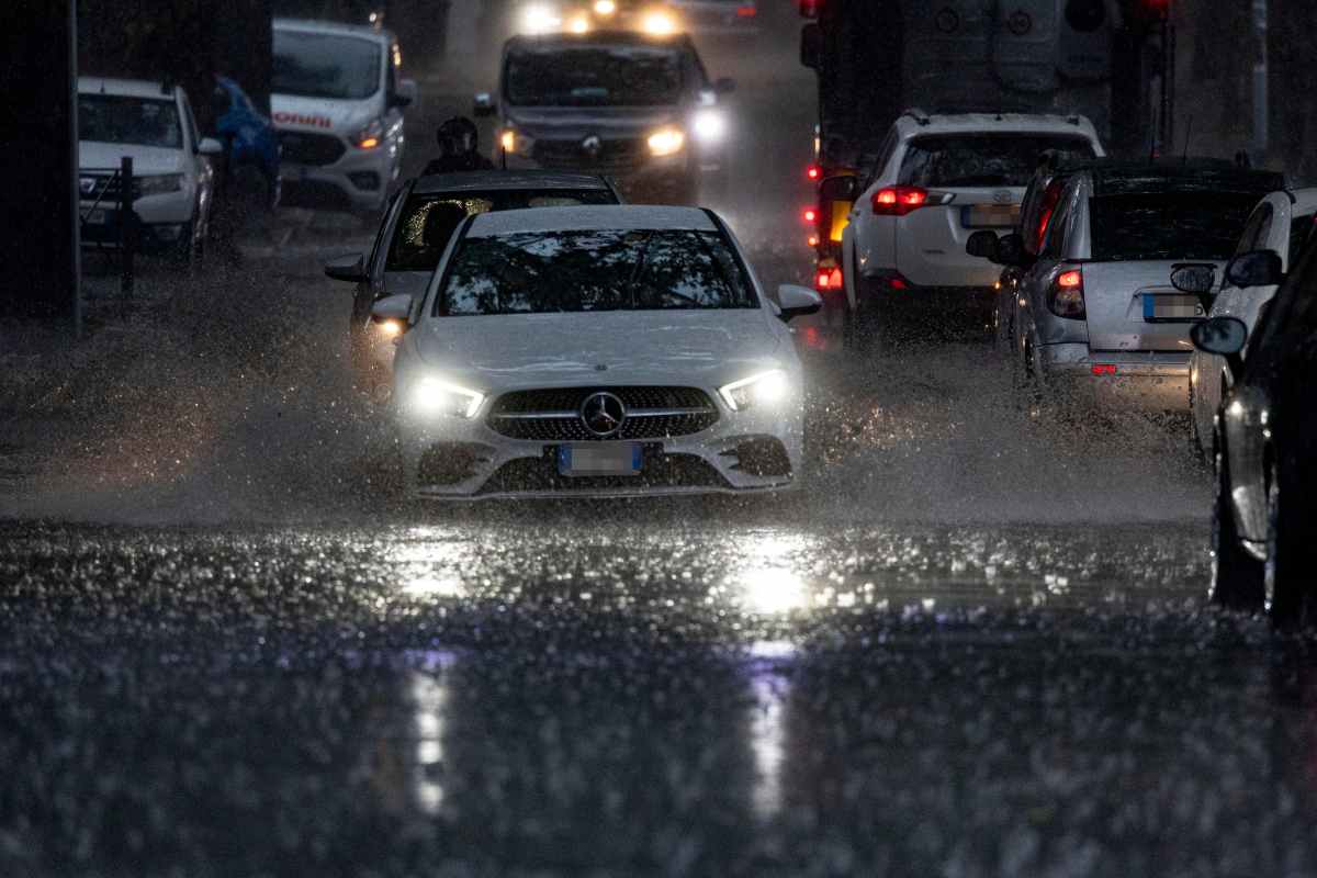 Meteo, si sta avvicinando al nostro Paese un vortice ciclonico: possibilità di nubifragi intensi