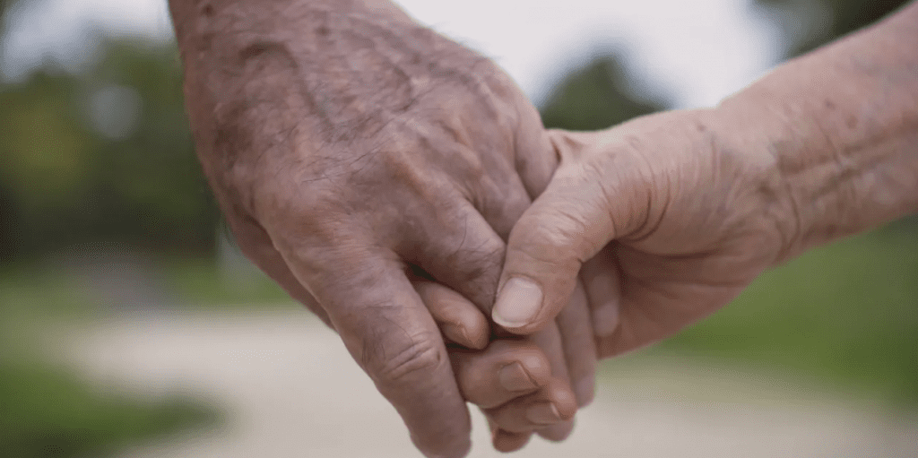 Coniugi partecipano al matrimonio della figlia e muoiono a poche ore di distanza